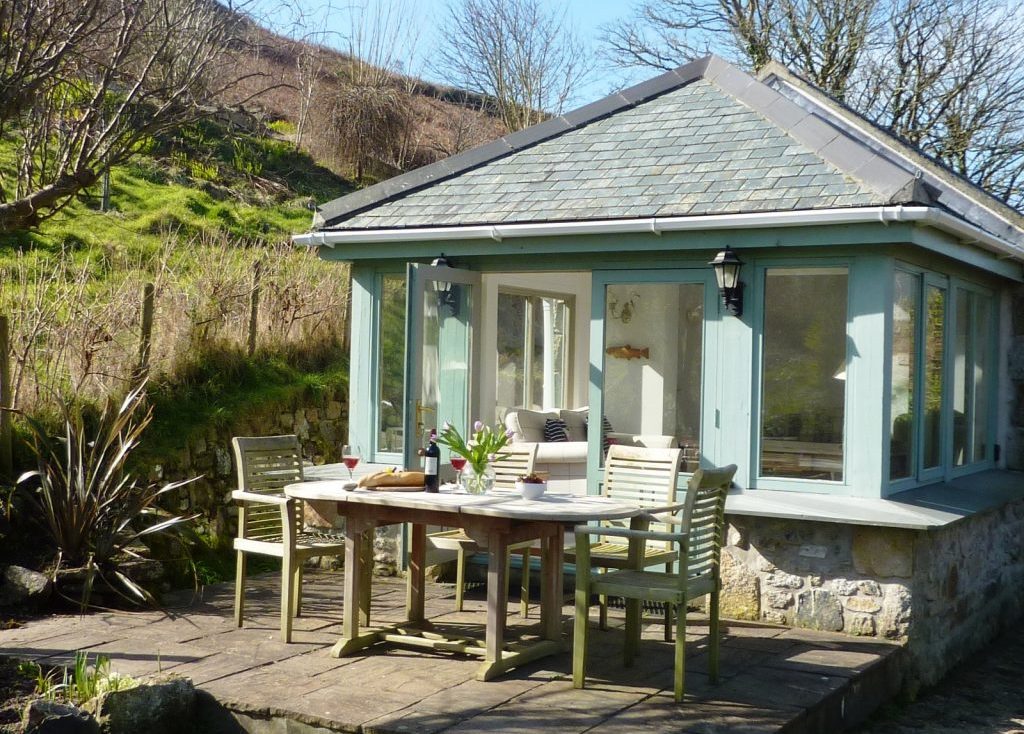 Relaxing holidays from Stylish Cornish Cottages
