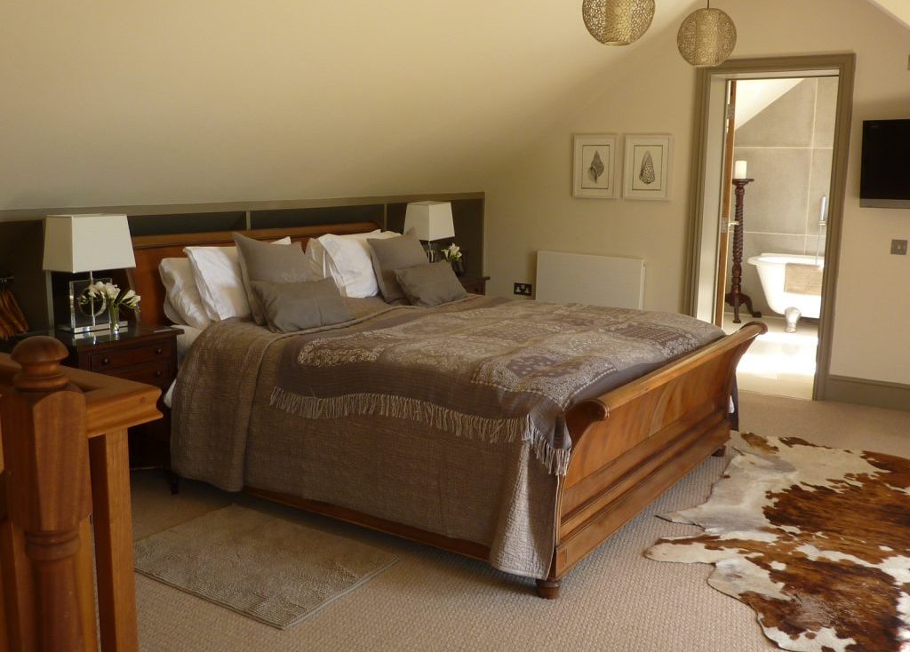 Master bedroom The Summer House Mousehole self catering