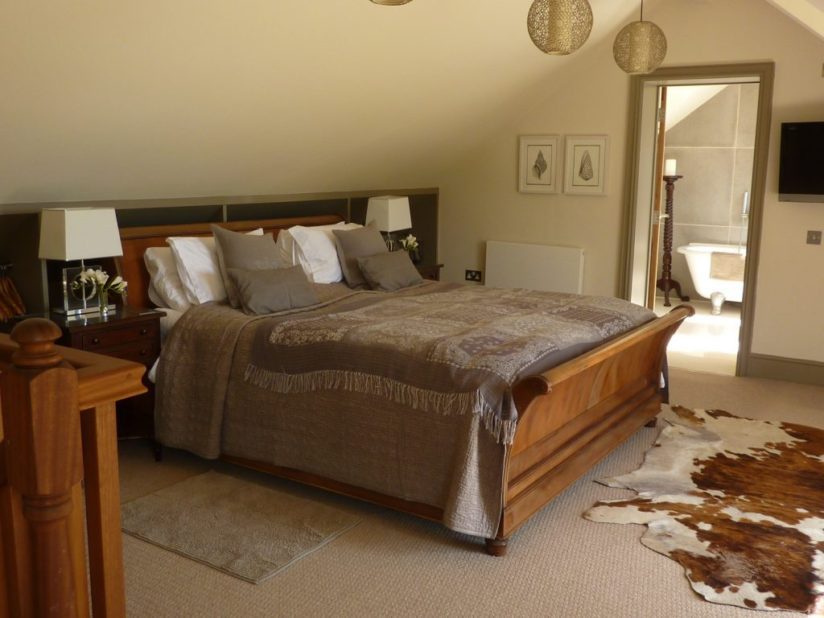 Master bedroom The Summer House Mousehole self catering