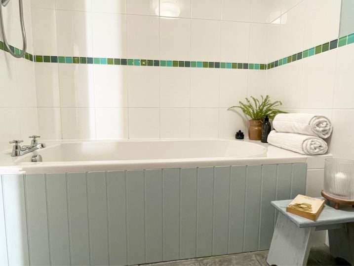 Cornish Barn Near Coast | Bathroom with Bath & shower