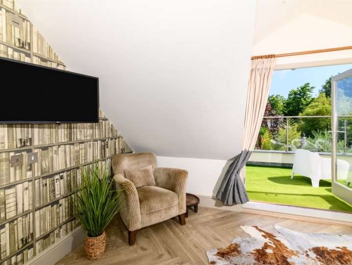 Family Suite with doors to balcony | Holiday Cottage in Mousehole