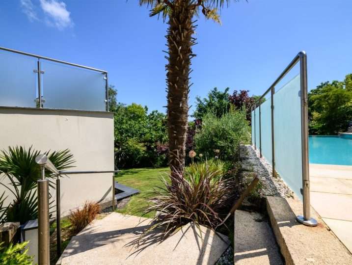 Steps to Swimming Pool | Holiday Cottage in Mousehole