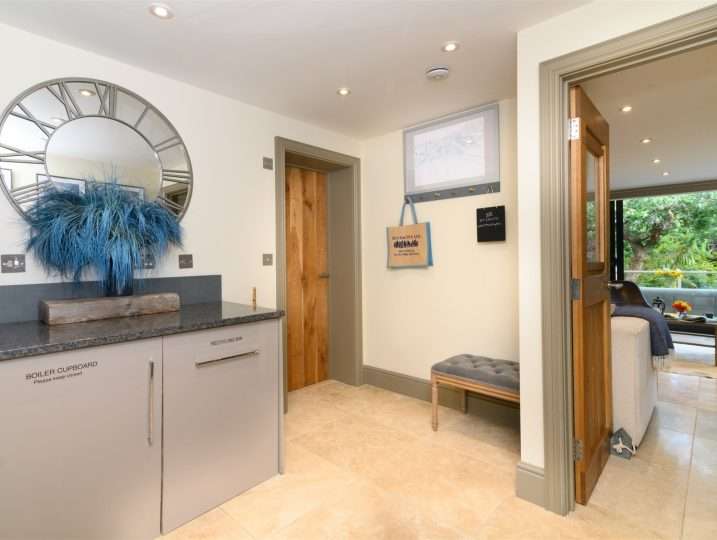 Entrance Hallway | Holiday Cottage in Mousehole