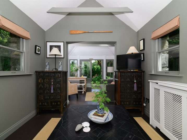 Open Plan Living area with high ceilings | Porth Nanven Cottage - Cornish Cottage St Just - Coastal