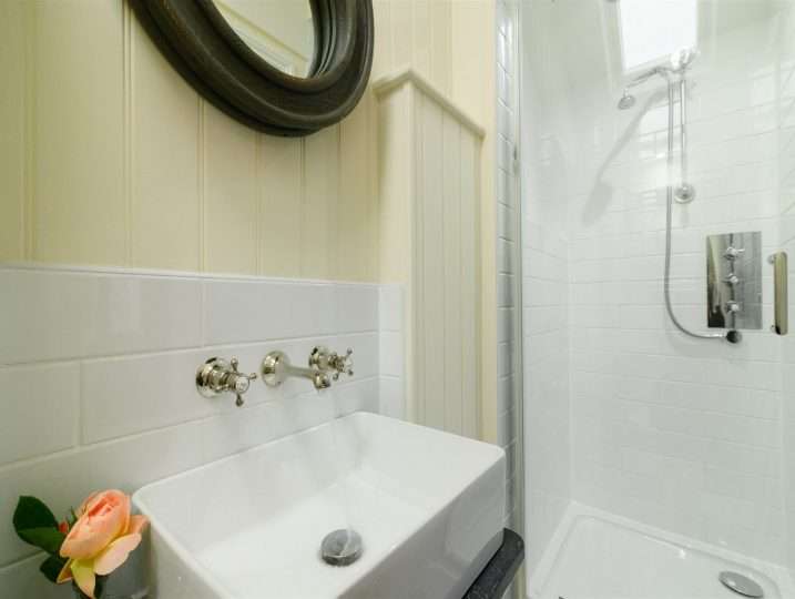Ensuite Shower Room | Porth Nanven Cottage - Cornish Cottage St Just - Coastal