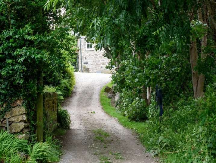 Dead End Track leading to Cottage | Porth Nanven Cottage - Cornish Cottage St Just - Coastal
