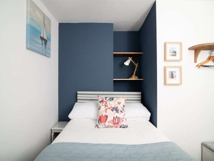 Double Bed in cosy bedroom | Patio Garden | Retreat in Mousehole sea views